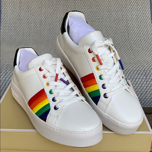 MICHAEL KORS POPPY LACE UP NAPPA PU OPTICWHT/BLK - Picture 3 of 16